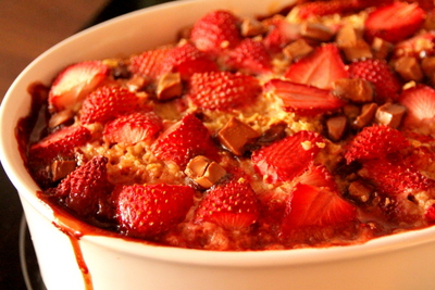 Baked Chocolate Strawberry Oatmeal recipe, healthy, daniellebabybliss